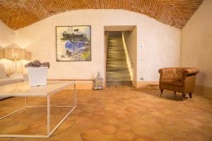 Antico Restauro pavimento in cotto fatto a mano